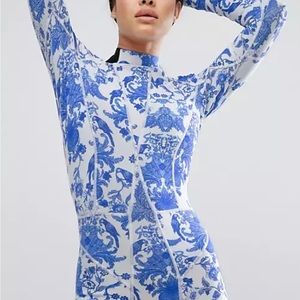 Cynthia Rowley China Blue Neoprene Wetsuit L RARE PRINT